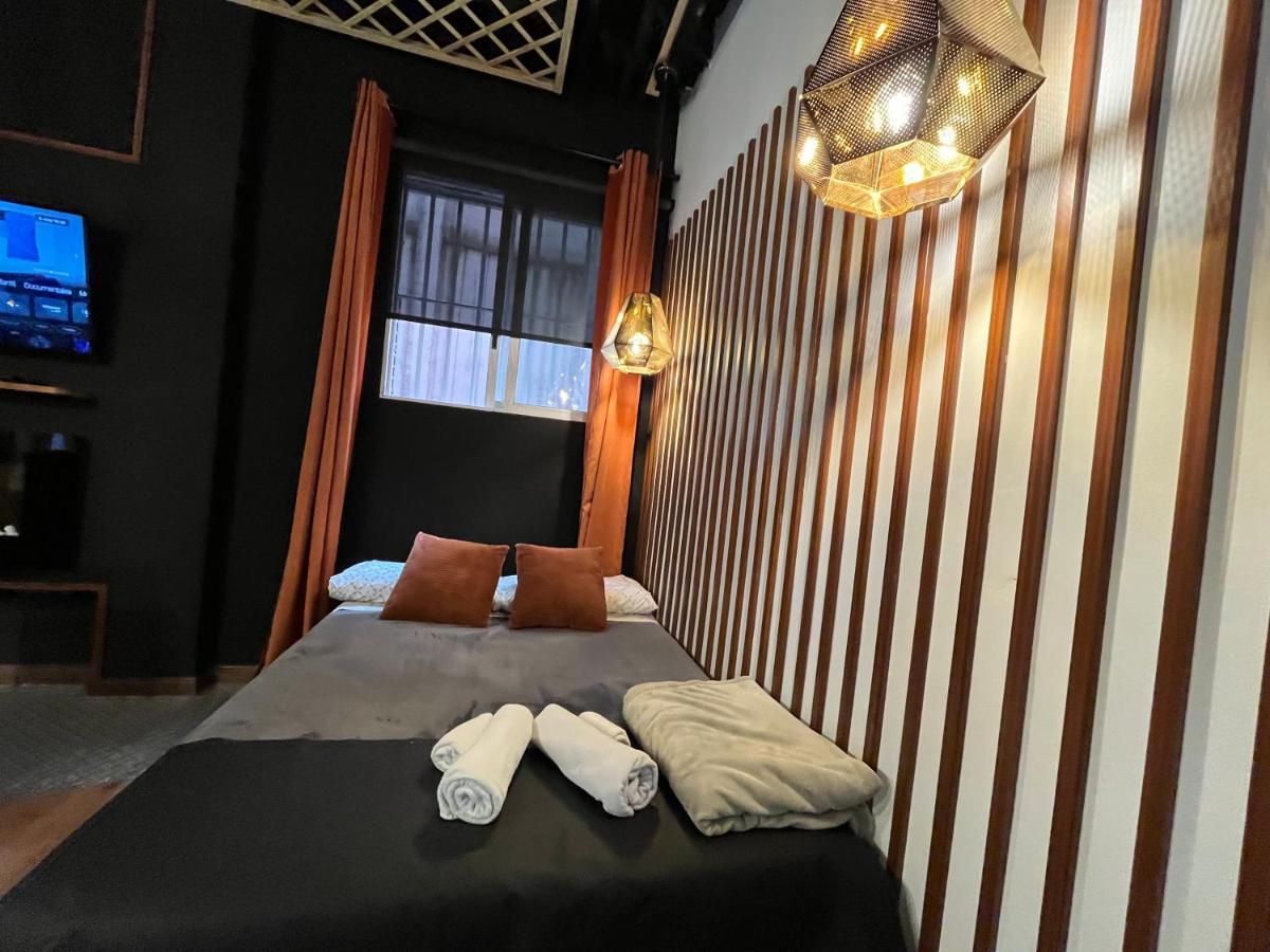 Chic2 Luxury Gran Via Apartman Madrid Kültér fotó